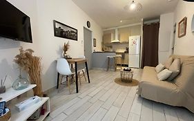 Joli Appartement Hypercentre T2, Classe Meuble De Tourisme 3 Avec Parking Gratuit