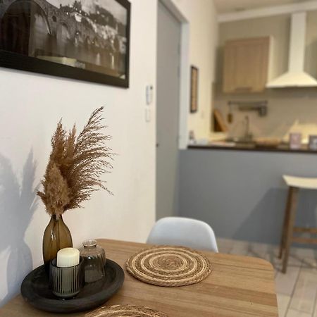 Joli Appartement Hypercentre T2, Classe Meuble De Tourisme 3 Avec Parking Gratuit Béziers Exterior foto