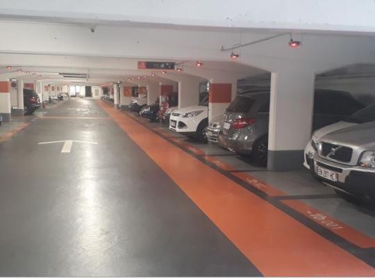 Joli Appartement Hypercentre T2, Classe Meuble De Tourisme 3 Avec Parking Gratuit Béziers Exterior foto